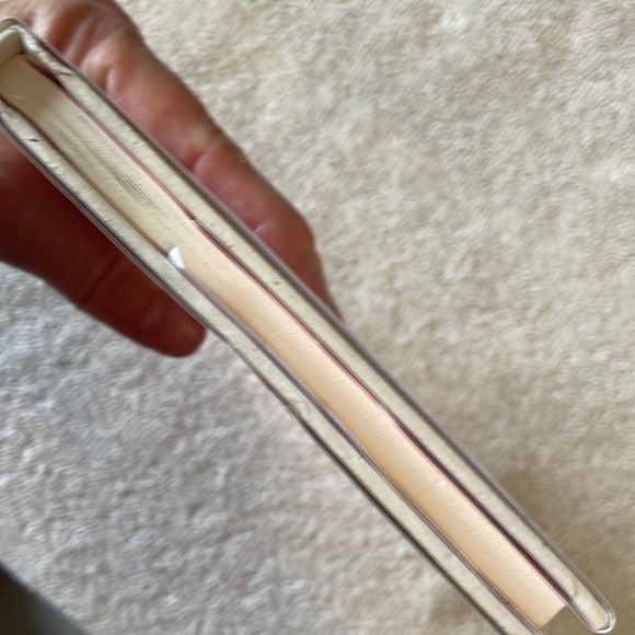 📚2/$6 Sweet Sixteen Princess #7.5 in The Princess Diaries Series - Picture 6 of 12